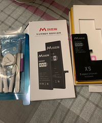 买手机电池自己换,装完还剩两个螺丝,拯救好像失败了