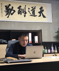 90年176CM的白羊座副总哥子征婚,希望对方89~96年