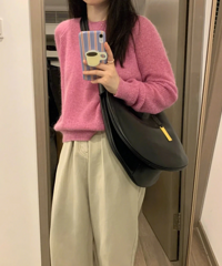 慵懒腮红粉毛衣真的好看,整个人感觉年轻了好多岁