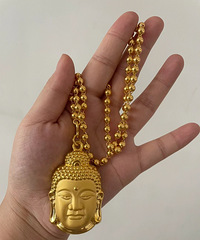 20多岁带黄金佛头会很土吗? 朋友们都说我很夸张