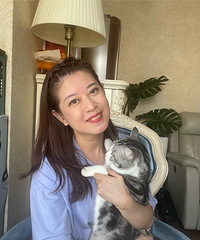 76年166CM养猫3只的国企小姐姐征婚,希望你41~53岁