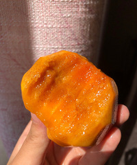 脆柿很甜好吃不涩嘴,娃儿一顿可以吃几个