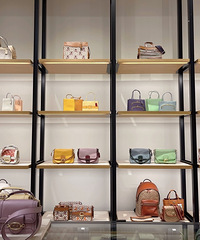 ��LL����䡿�¹����Coachȫ�Ƕ��һ������2�ۣ�