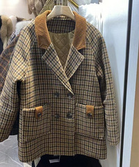 在实体店买件衣服,回来怎么看怎么丑,真想不到怎么搭配