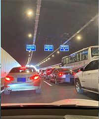 ���Ҵ����8�����������������ײ�����������