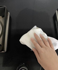 回购多次的去油厨房湿巾!尺寸挺大的,而且还挺厚