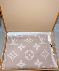 LV2022�¿���ë˫��Χ���յ�����ʵ����ɫ��ֱ��Ҫ̫��