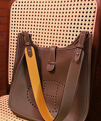 ����İ����˰����ճ�ͨ�ںܺñ�������Ҳ�Ƿǳ�����