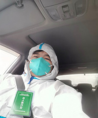 疫情下的单身生活:作为一线志愿者,深深地感觉到现实的残酷