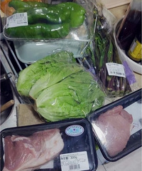 �߲˰�60Ԫ����ȴ���٣�ɹɹ����С���߲˰��Լ۱�