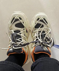 ����������һ�۾Ϳ��������ɫ���Լ۱�ȷʵ���Ե�