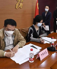 12家企业在重庆市重点电商平台签署承诺