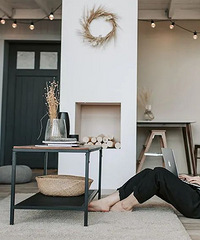 �ң�����Ư������Ů��δ������