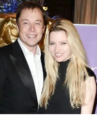 ��ȵ�һ�߸�˧���������˵���