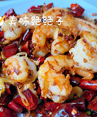 反正封控在家没事,那就研究研究美食吧