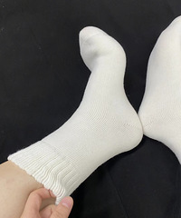 这个羊绒袜子真的直接封神! 蓄热保暖真的很不错