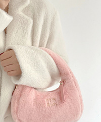 ����С������ż�ʮ�۷����۵���Ů��wink��