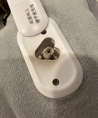 大家千万注意!冬天用充电的热水袋要小心,我的差点烧起来了