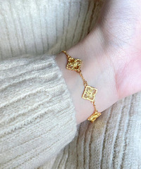 今年选这条黄金手链过冬吧!宫廷风的感觉