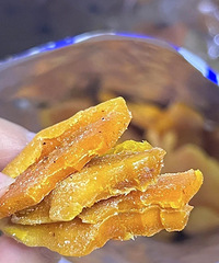 家人们!挖到宝了!是甜甜咸咸的芒果干