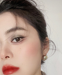 ʥ���¡�������ɫ��Ӱլ���Ĵ�Ƭ��