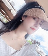 93年161CM妹子征婚,从事美容行业