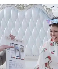 向太直播卖货,3小时卖了1个亿