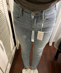 Ϊʲôţ�п㴩ǳɫ��ȴ���ɫ���ݰ�������Ӧ����ɫ��������