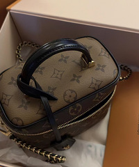 2022���һ���µ��ջ�LV��ױ�����䣬���Լ�˵һ��������