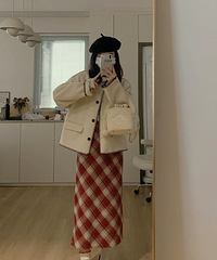 �����ȹ��ĺ��������Χ���������ɫ����Ҳ������