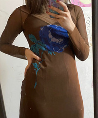 Zara���ۼ����˺ö�ȹ�ӣ��������ҵ��ջ�ɣ�