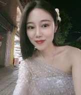 92年的销售小姐姐征婚,爱好旅游和逛街