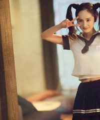 ��Ů����װ����ɲ��أ�