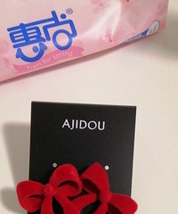 适合新年戴的配饰!新年就要红红火火的