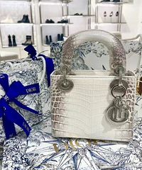 ��������İ��������������Ƕ�����Щʲô�������ֲ��ֳ����ˣ�