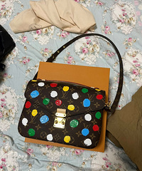 2023���յ��Ϲ��͵����LV������������ô�о��ֵֹģ�