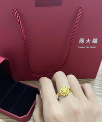偷偷给妈妈准备的新年礼物,是我一眼就看中的款式