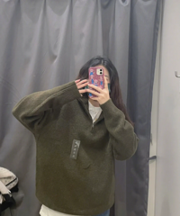 优衣库这件绿毛衣真的很显白,版型宽松不挑人哦