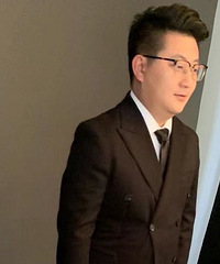 93年地产行业的小哥征婚,可接受大三小五的女生