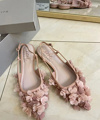 跟风买了一双四个月后才能穿上的鞋子,小CK值得