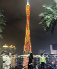 ������Ů����ʵ¼����һ�δ��ڲ��ڼҹ����ڹ��ݹ��꣬�о���ˬ