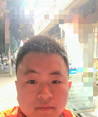 92年不抽烟不喝酒的哥子征婚,希望对方身高168以下
