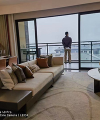 ������һ�������󷿣�������˵�����������155���򵽡�