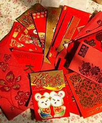 大家过年还在给长辈和小孩包红包吗
