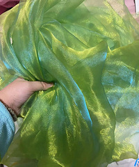 有没有人知道这是啥子布料?朋友送我的,简直要被美炸了