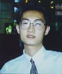 1998�껪ǿ����һ����ɬ�������ڣ���ʱ��˾ֻ��5����