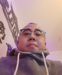 93年不打牌的小哥征婚,从事休闲娱乐类行业