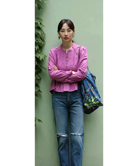 当沉迷于明星穿搭的时候,换个头看看,有效劝退