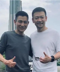 郭帆第二次“空手套战狼”,又赢了
