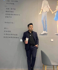 92年172CM的销售哥子征婚,希望对方98~89年